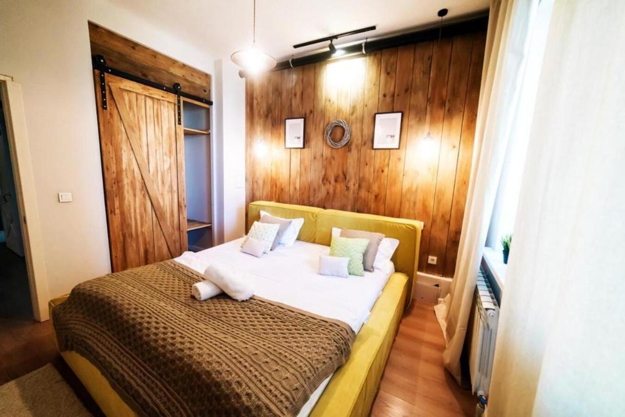 Hotel Manica Vavilon Almaty Eksteriør billede